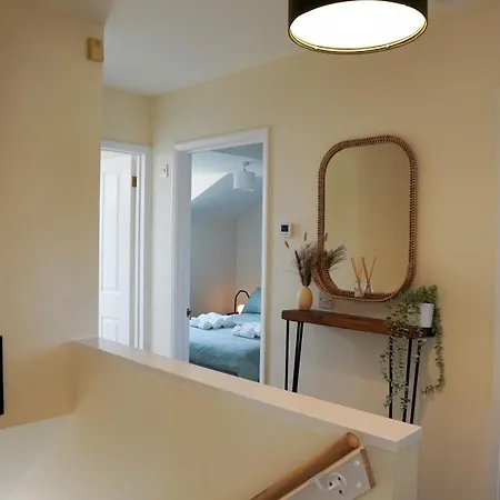 Cosy Apartment With Office & Parking In Cranfield Exterior photo