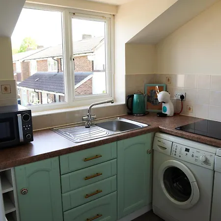 Cosy Apartment With Office & Parking In Cranfield Exterior photo